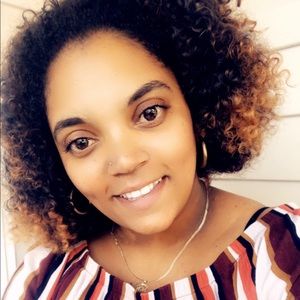 Meet your Posher, Breanah